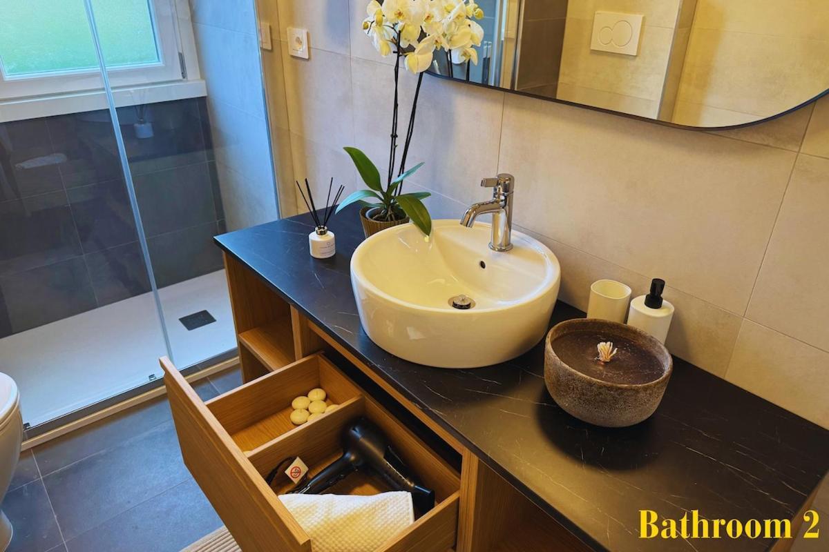 Luxe Dimora , Your Escape Apartamento *